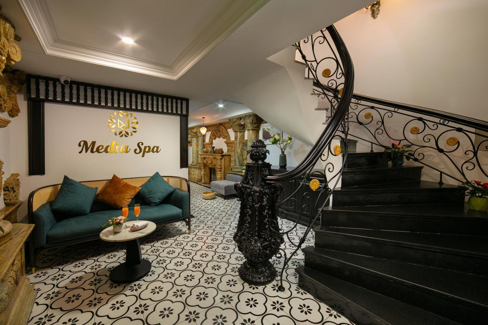 Media Central Hotel & Spa Hanoi Zewnętrze zdjęcie