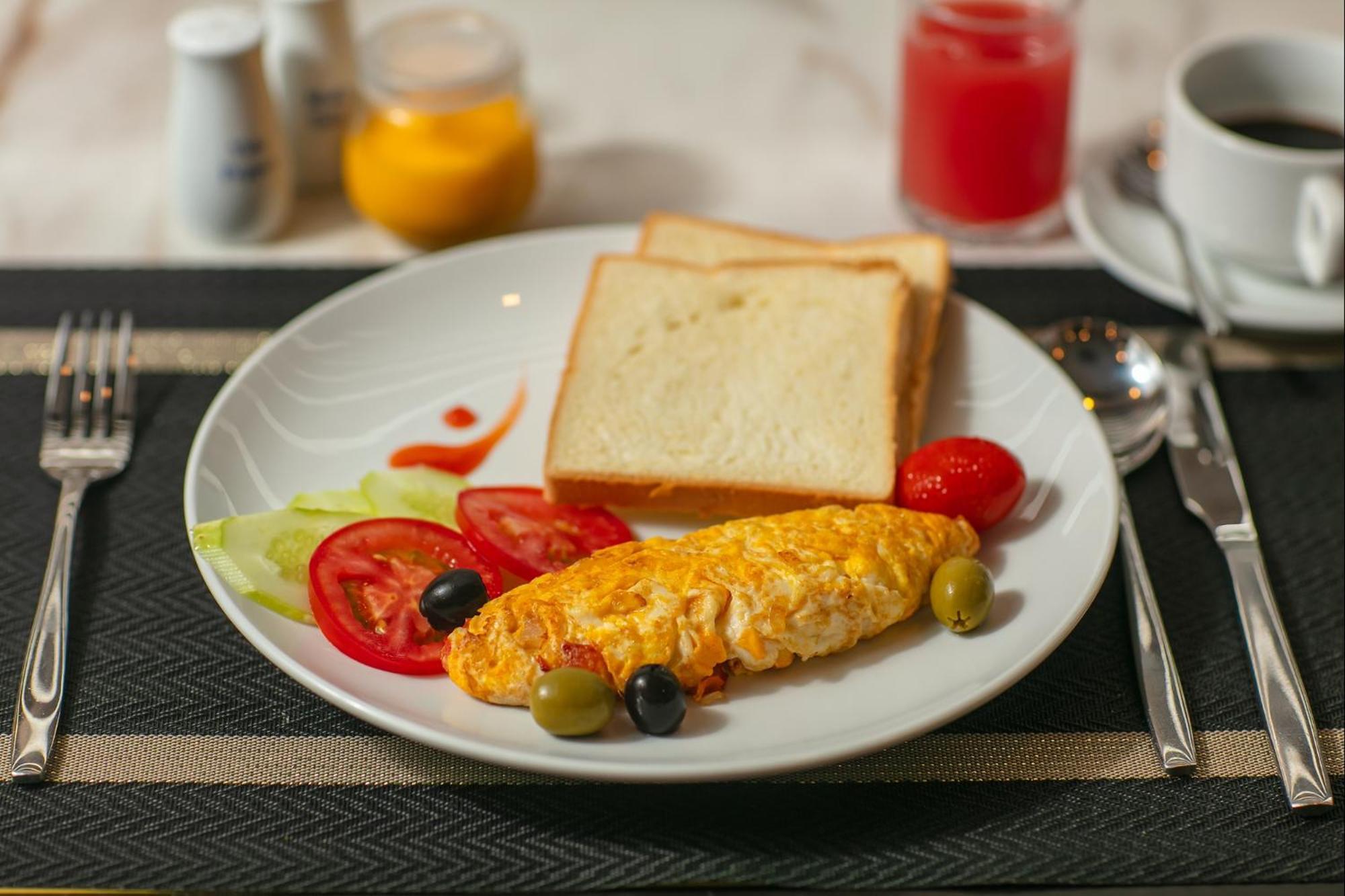 Media Central Hotel & Spa Hanoi Zewnętrze zdjęcie